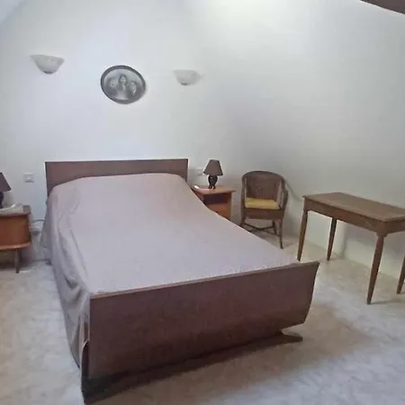 Holiday home Petite Maison Rurale Creusoise Acigne